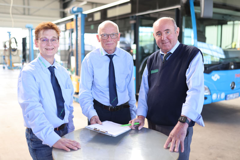 Mitarbeiter Werkstatt Theos Reisen